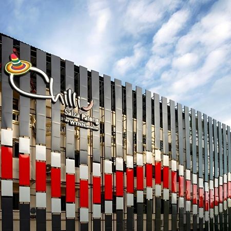 The Chilli By Golden Ray Hotel Patong Exterior photo