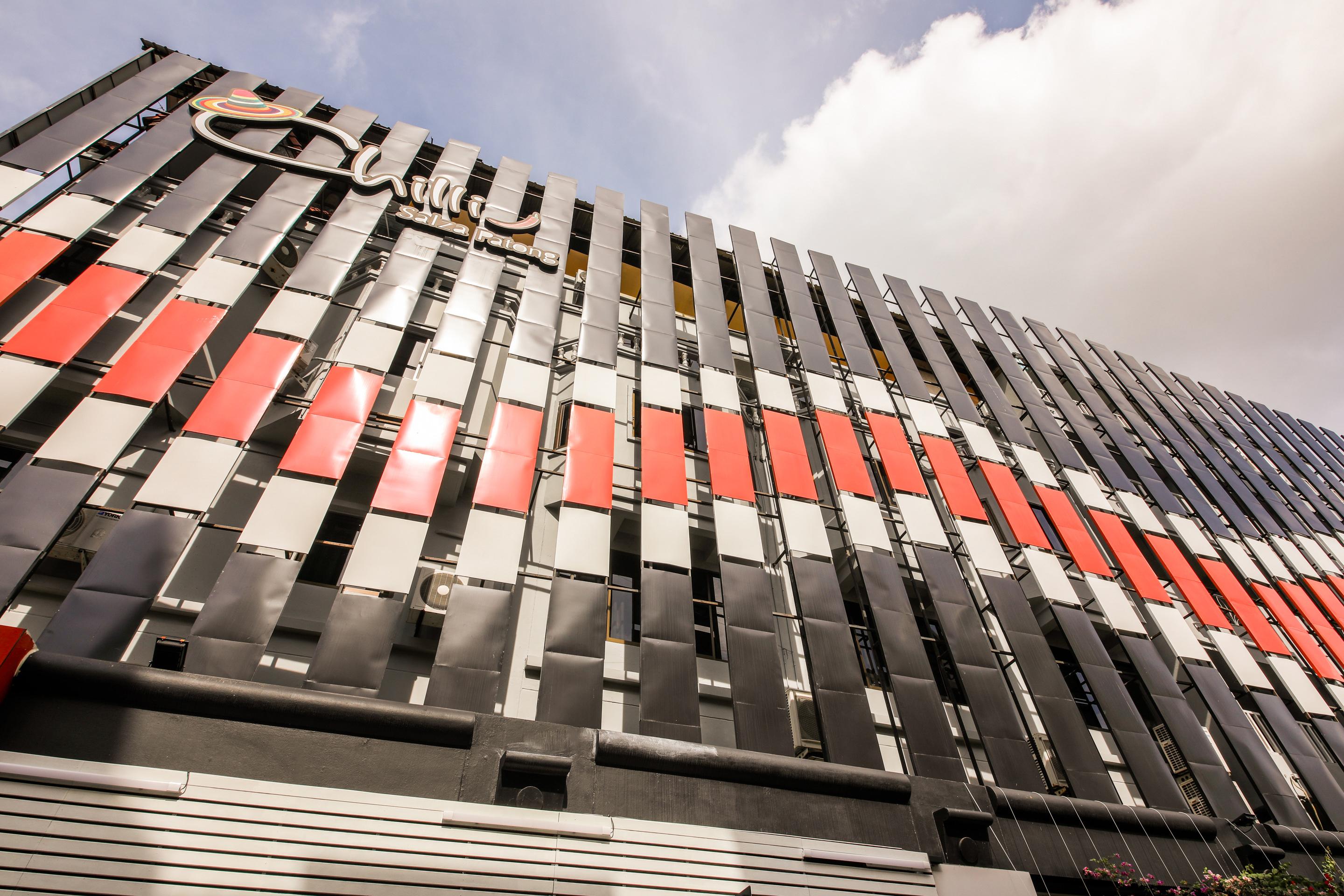 The Chilli By Golden Ray Hotel Patong Exterior photo