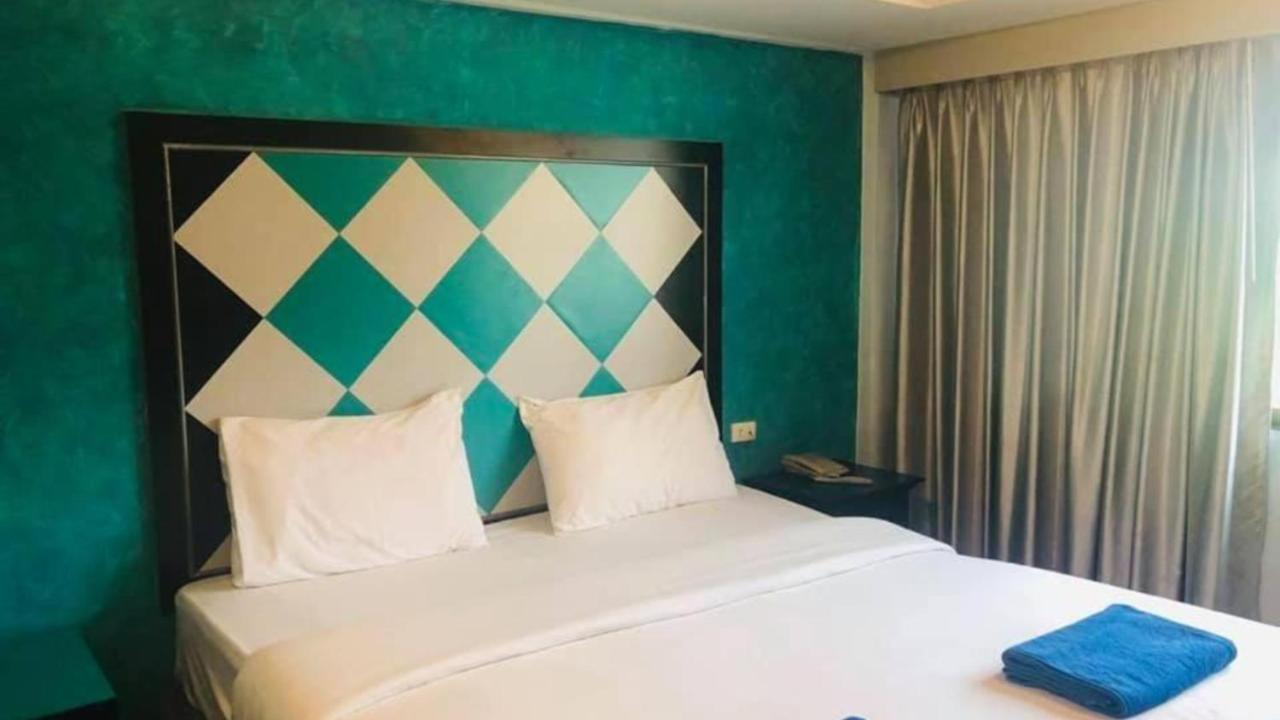 The Chilli By Golden Ray Hotel Patong Exterior photo