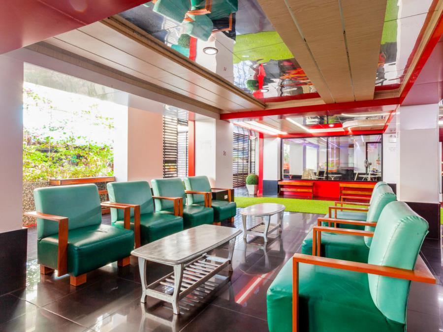 The Chilli By Golden Ray Hotel Patong Exterior photo